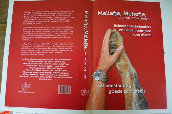 Verhalenbundel 'Meliefje', waarvan de opbrengst naar dierenopvanghuis Stichting Melief gaat. Met o.a. Kees van Kooten, Mensje van Keulen en Judith Visser